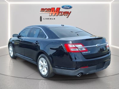 2018 Ford Taurus SEL