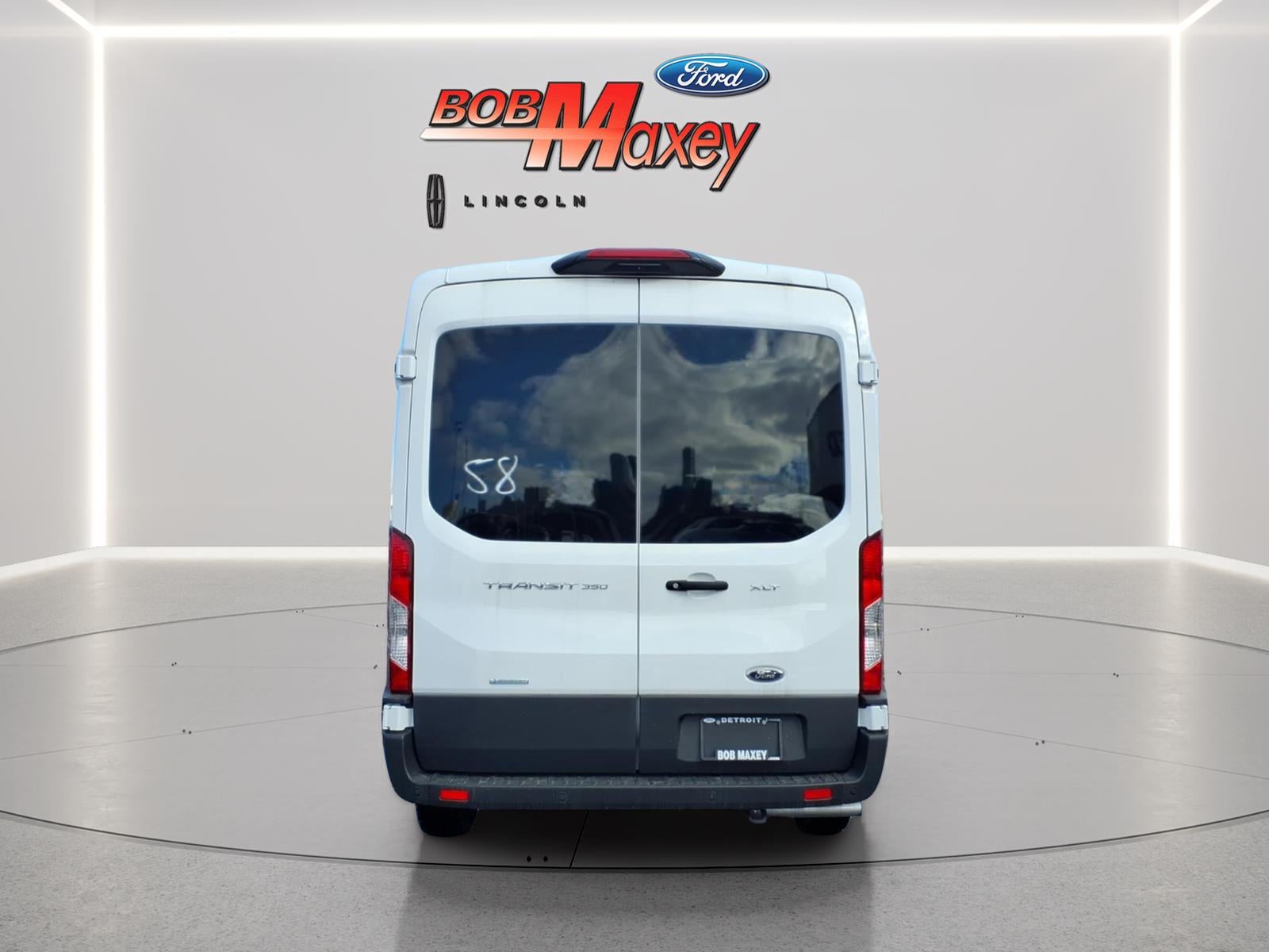 2024 Ford Transit XLT
