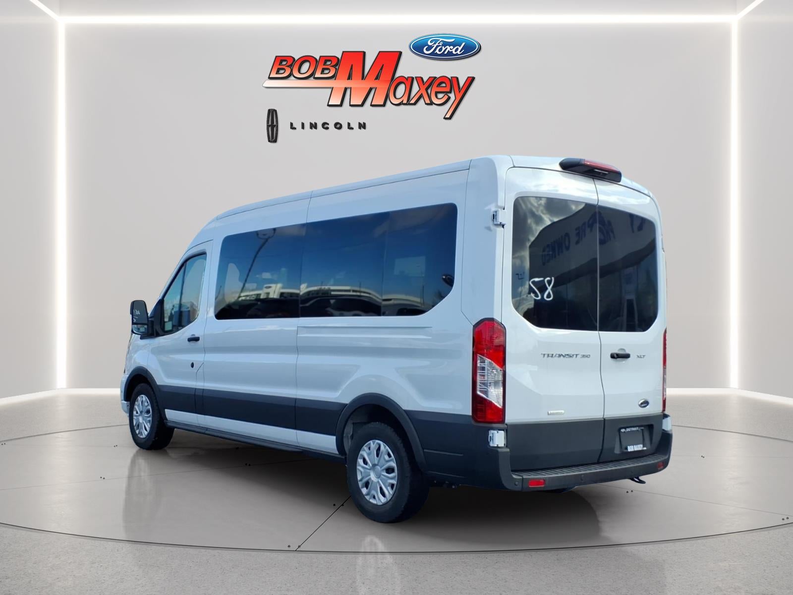 2024 Ford Transit XLT
