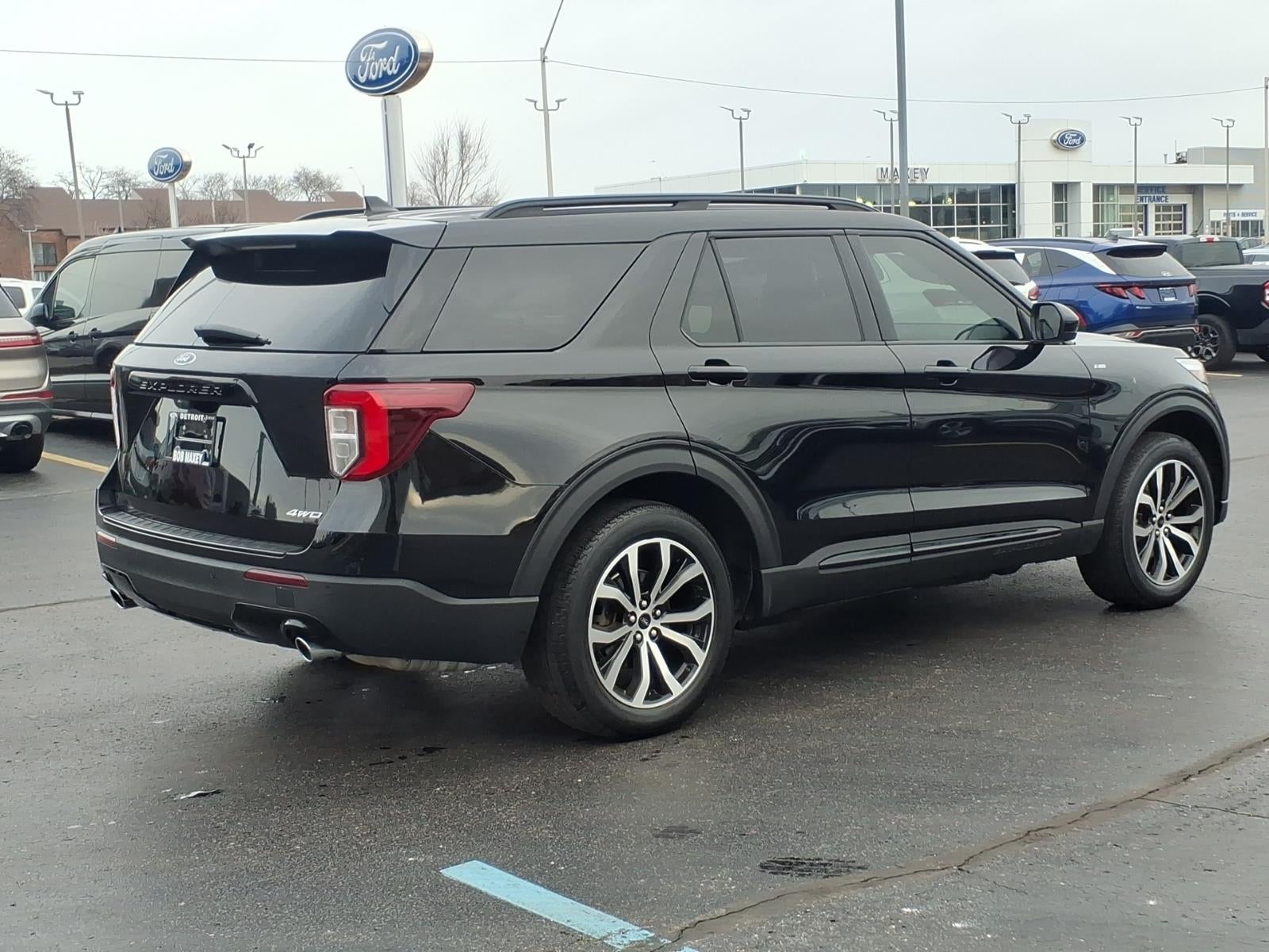 2023 Ford Explorer ST-Line