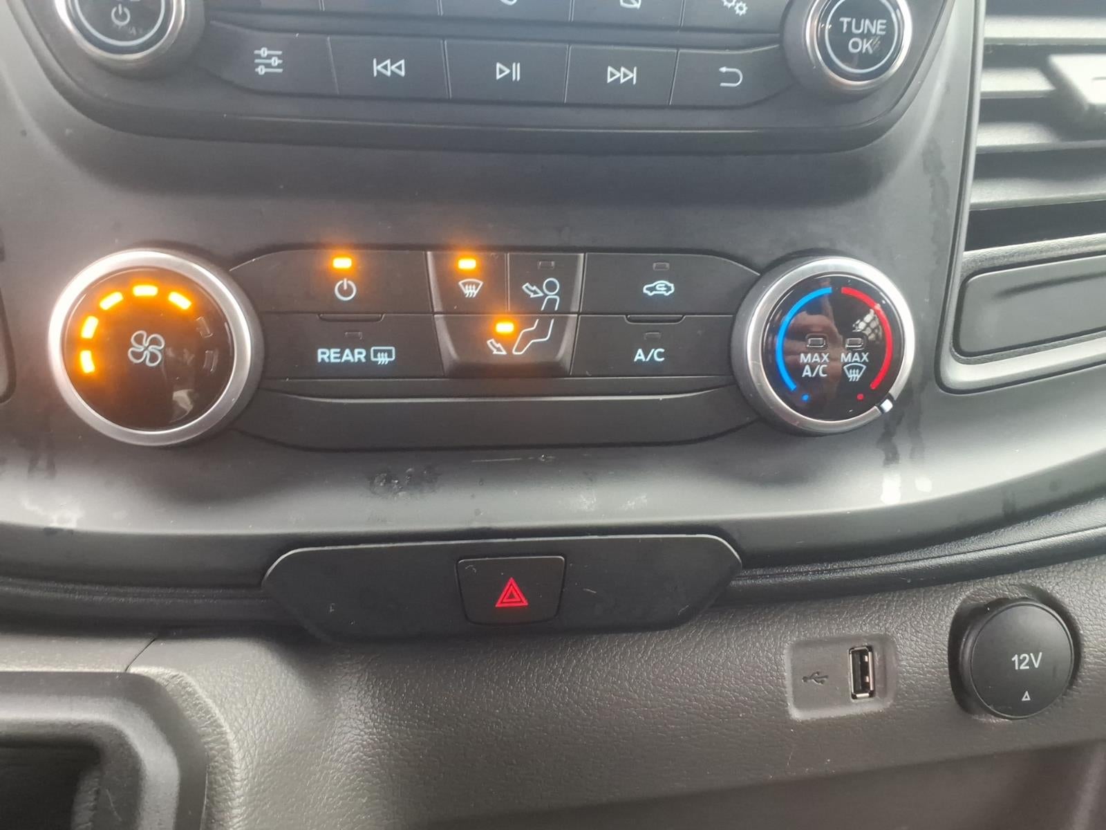 2024 Ford Transit Base