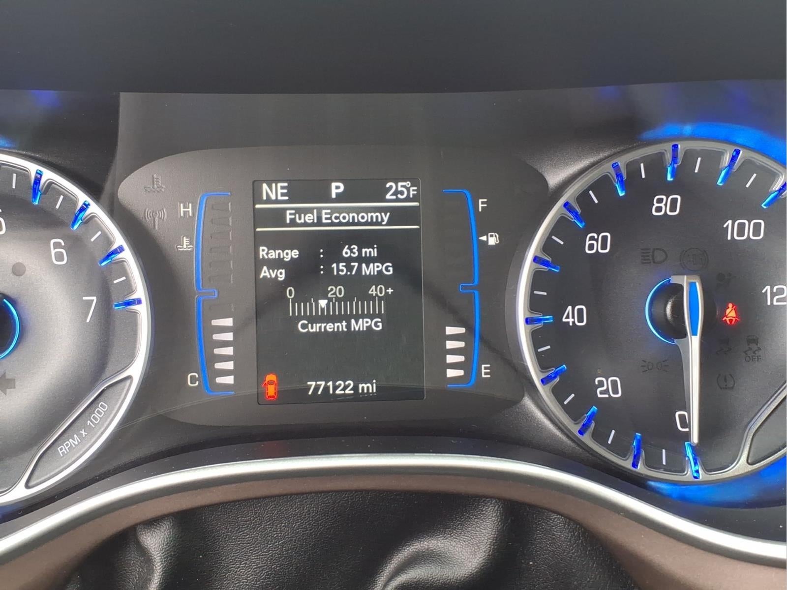 2023 Chrysler Voyager LX