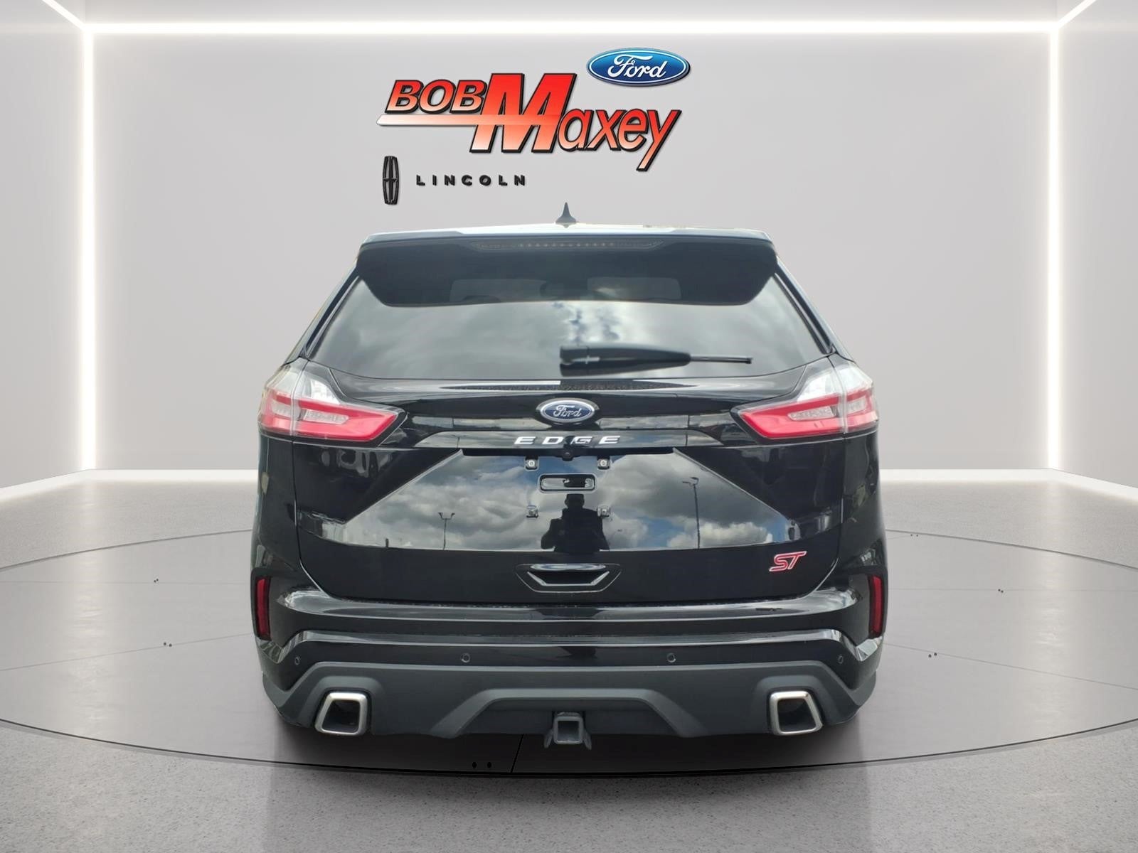 2023 Ford Edge ST