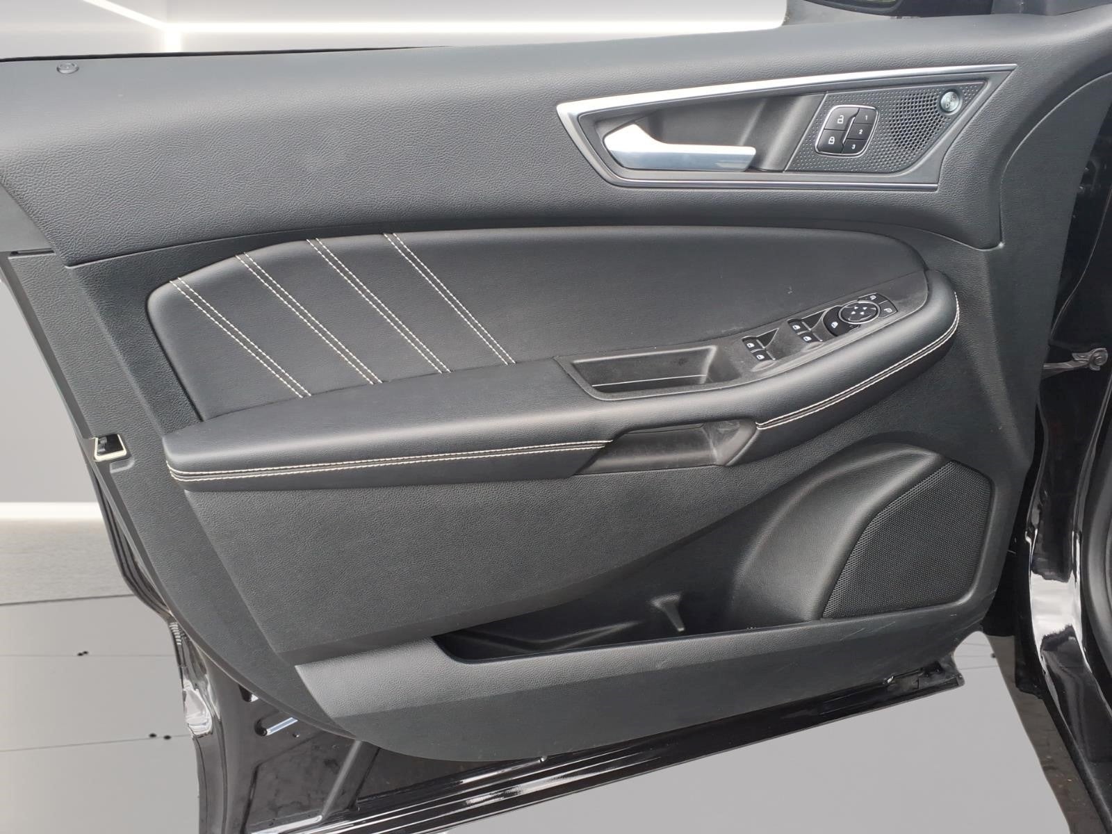 2023 Ford Edge ST