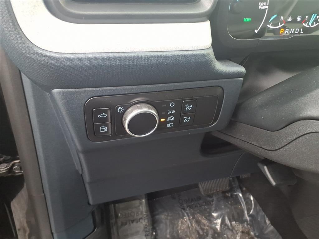 2023 Ford Maverick XLT Hybrid