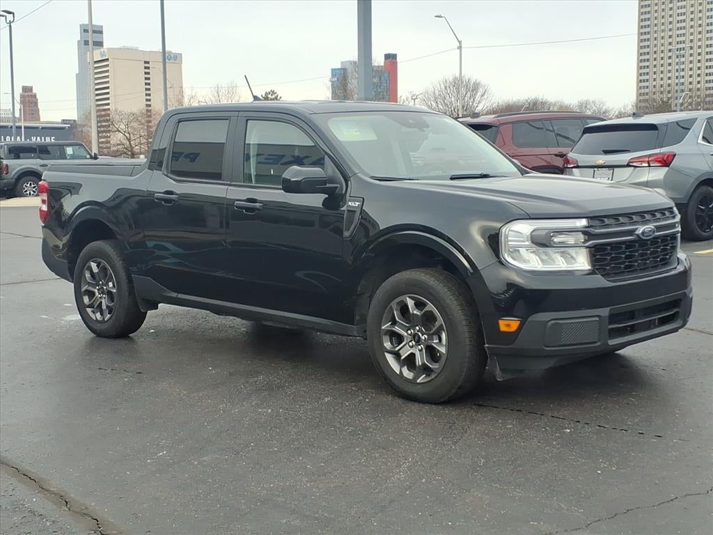 2023 Ford Maverick XLT Hybrid