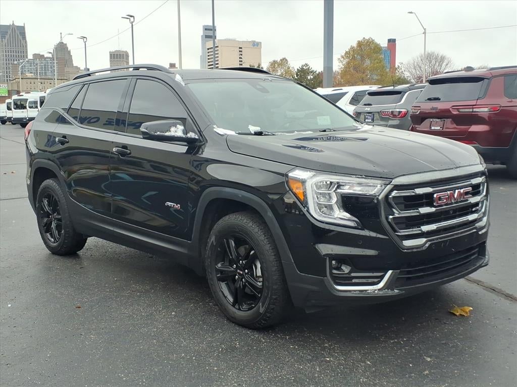 2023 GMC Terrain AT4