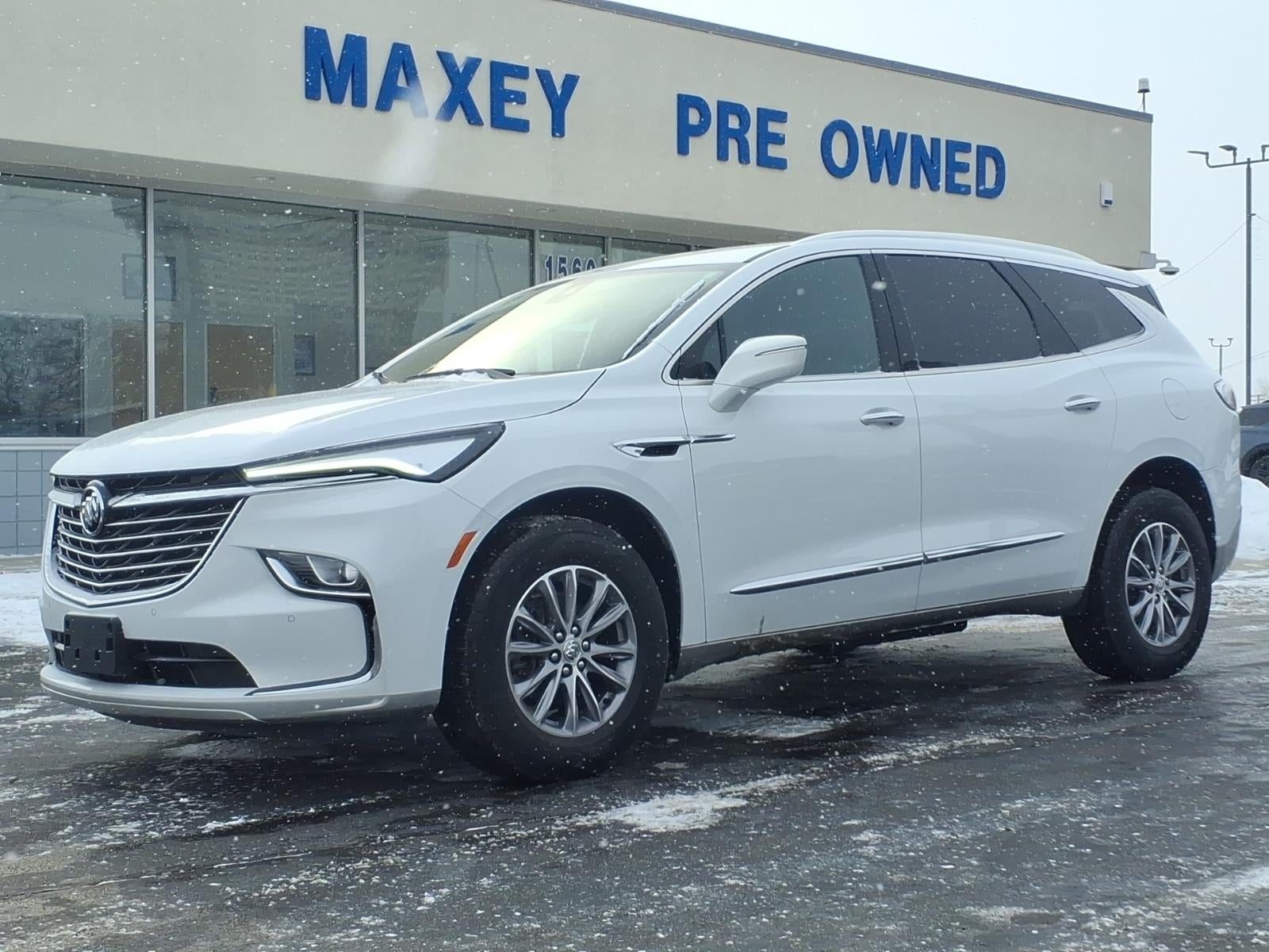 2023 Buick Enclave Essence