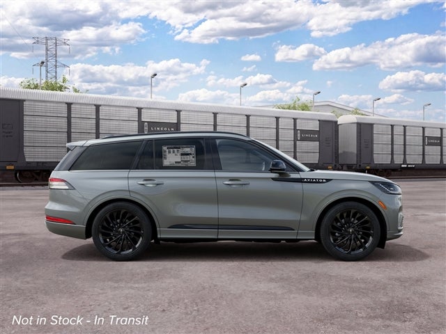 2027 Lincoln Aviator Reserve