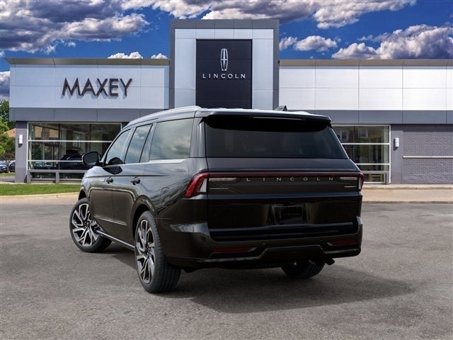 2027 Lincoln Navigator Reserve