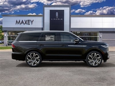 2027 Lincoln Navigator Reserve