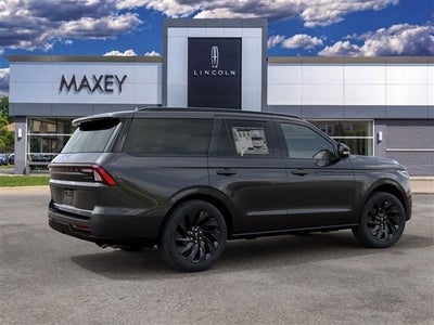 2027 Lincoln Navigator Reserve