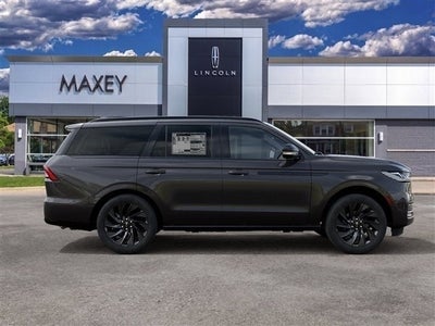 2027 Lincoln Navigator Reserve