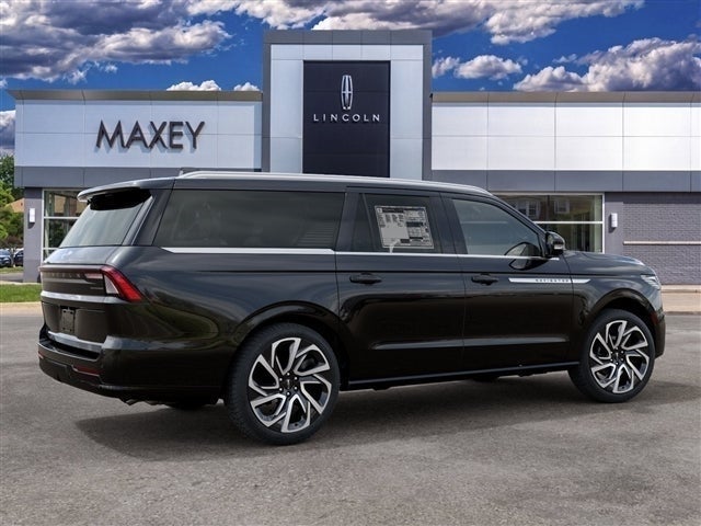 2027 Lincoln Navigator Reserve L