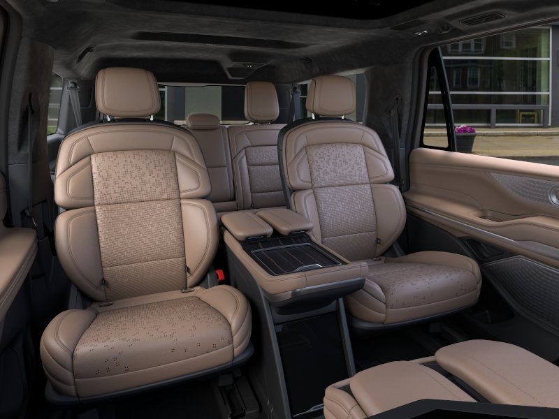 2025 Lincoln Navigator Lincoln Black Label-L