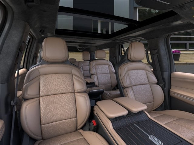 2025 Lincoln Navigator Lincoln Black Label-L