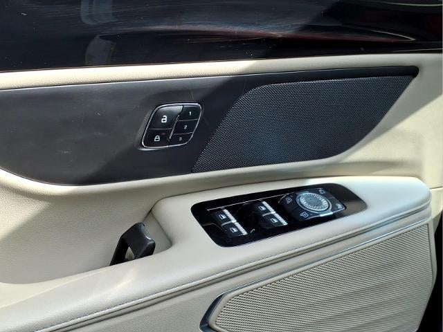 2024 Lincoln Nautilus Hybrid Premiere