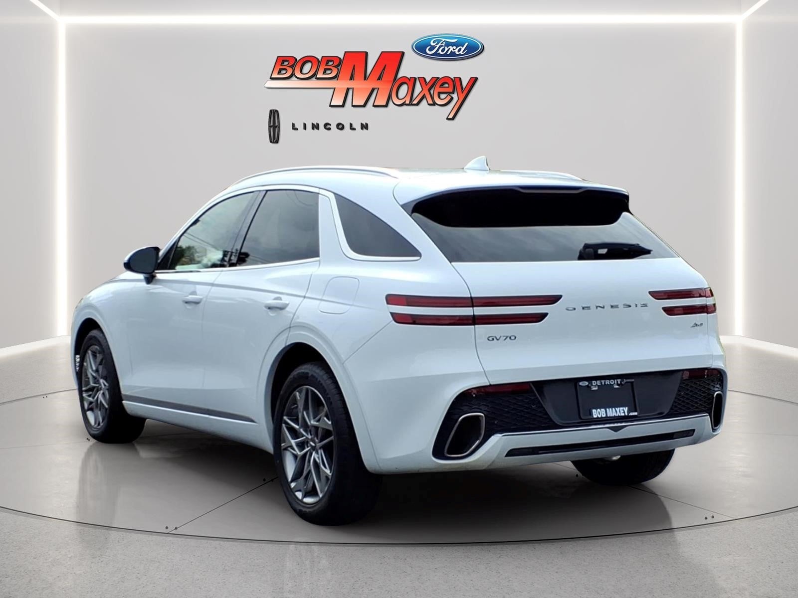 2025 Genesis GV70 2.5T