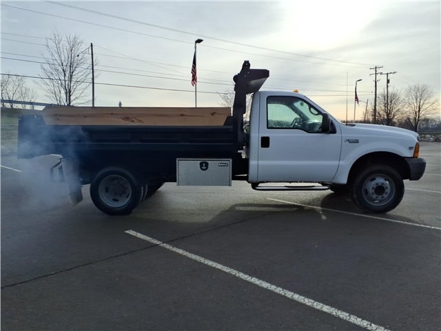 1999 Ford F-550SD XL DRW
