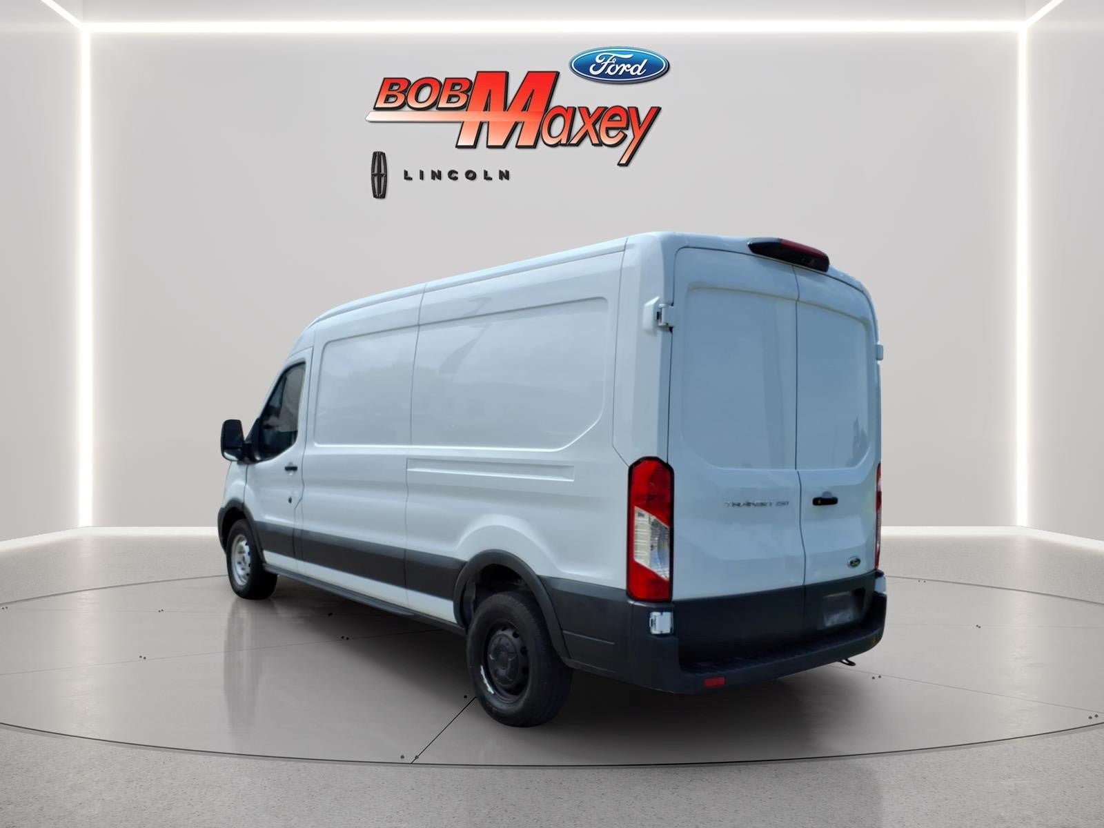 2023 Ford Transit Base