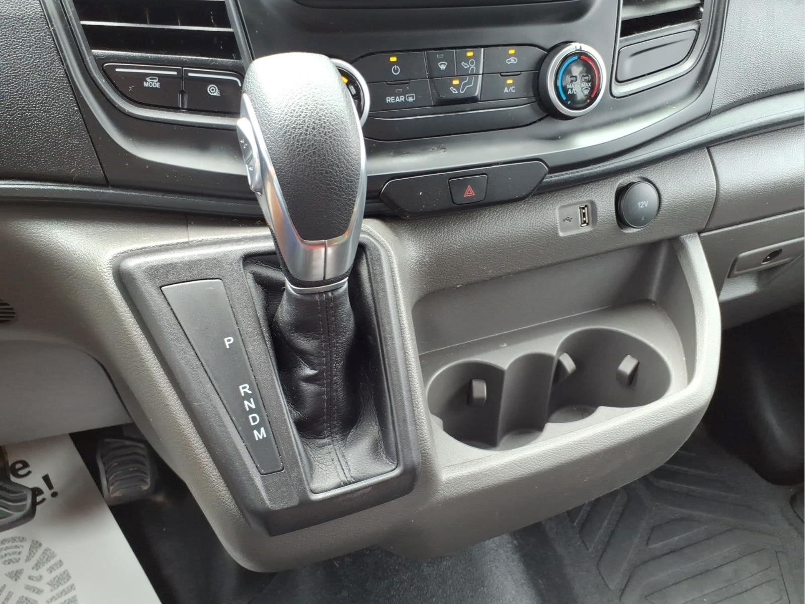 2025 Ford Transit Base