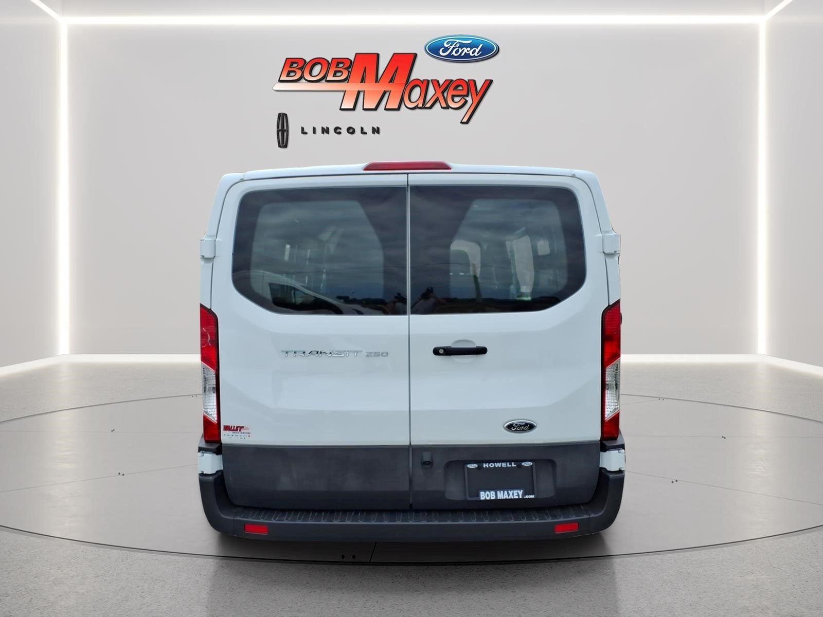 2025 Ford Transit Base