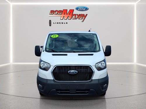 2025 Ford Transit Base