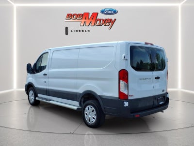2025 Ford Transit Base