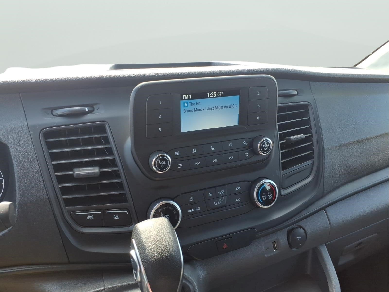 2024 Ford Transit Base