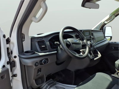 2025 Ford Transit Base