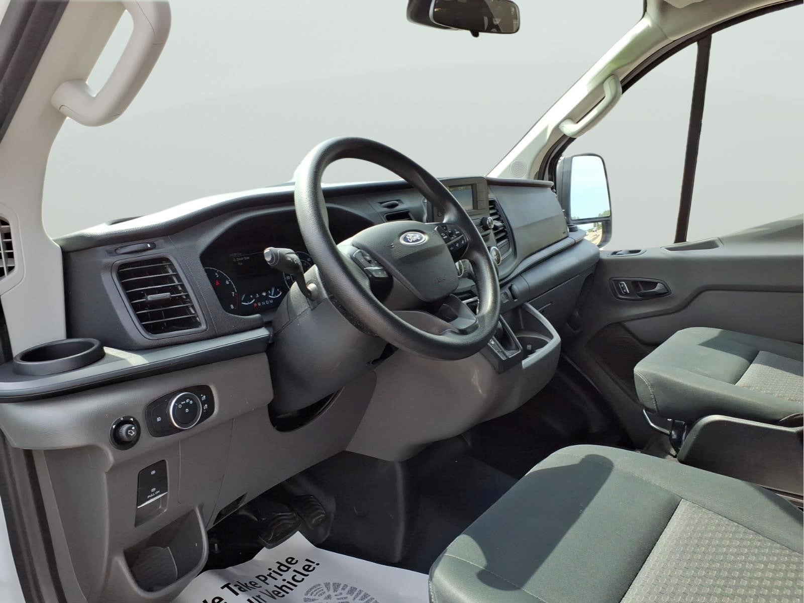 2025 Ford Transit Base