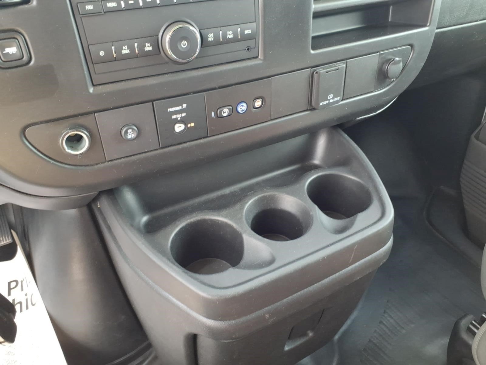 2025 GMC Savana Work Van