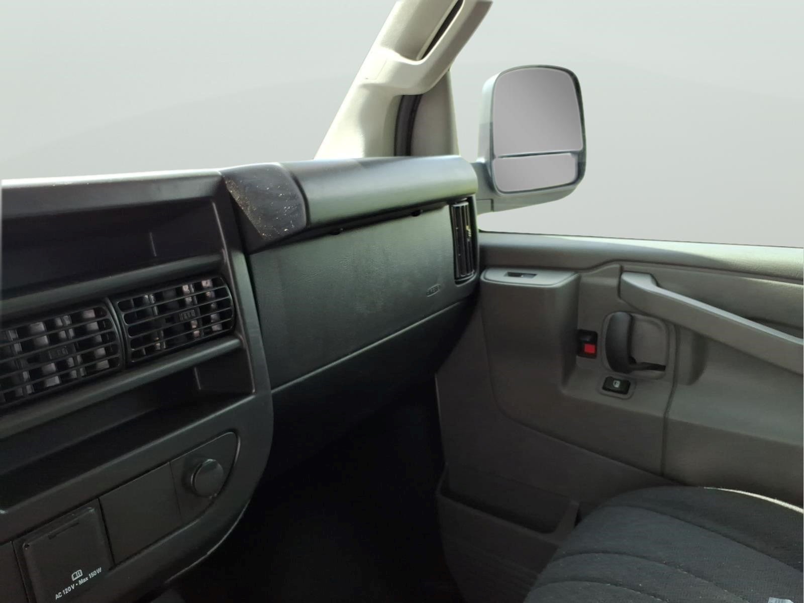2025 GMC Savana Work Van