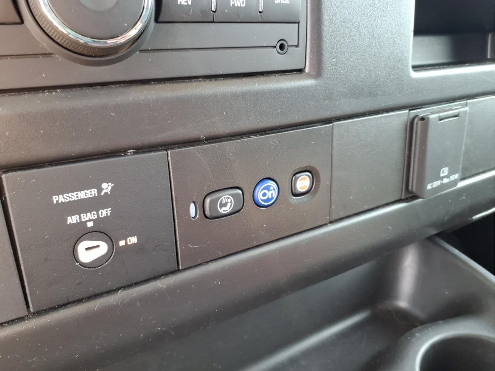 2025 GMC Savana Work Van