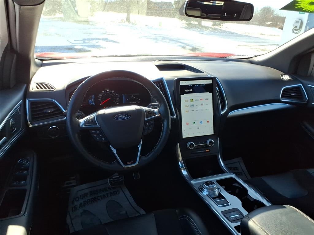 2022 Ford Edge ST