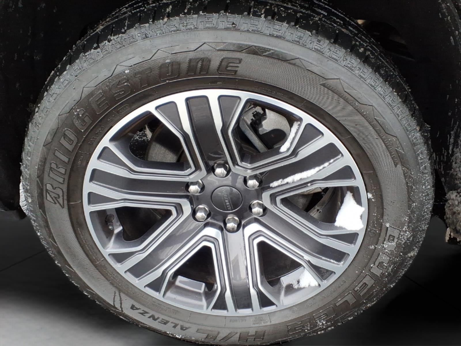 2023 Jeep Wagoneer Base