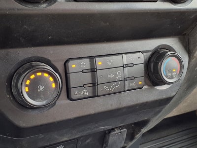 2022 Ford F-550 XL