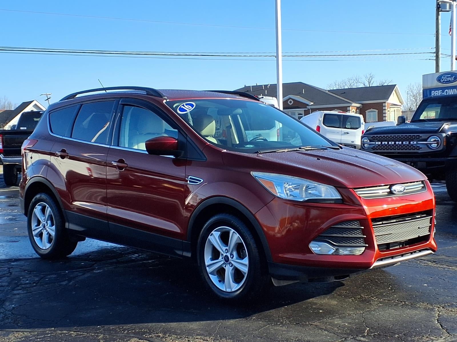 2016 Ford Escape SE