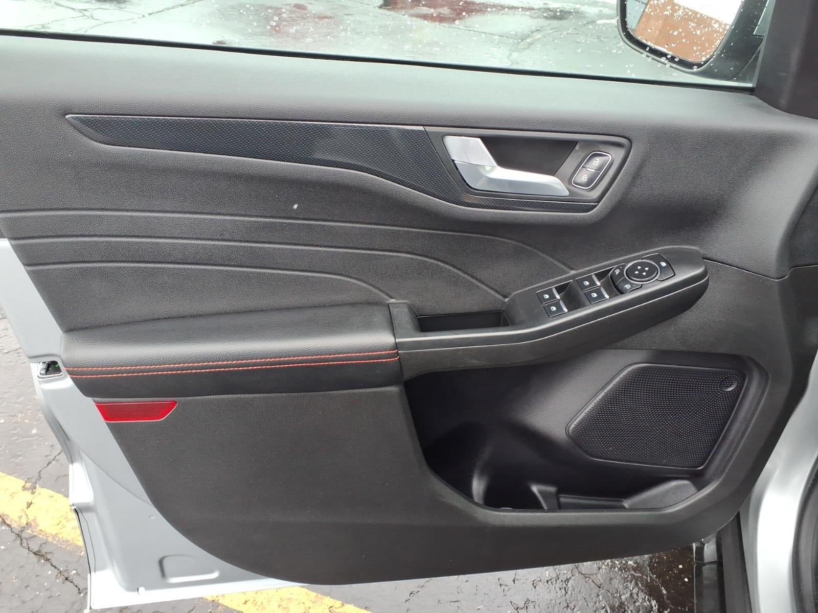 2023 Ford Escape ST-Line Select