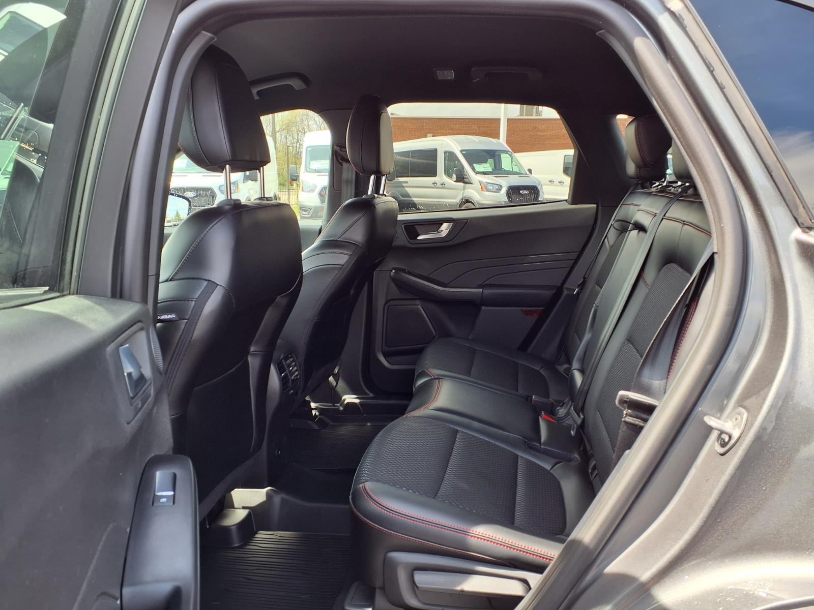 2024 Ford Escape Hybrid ST-Line Select