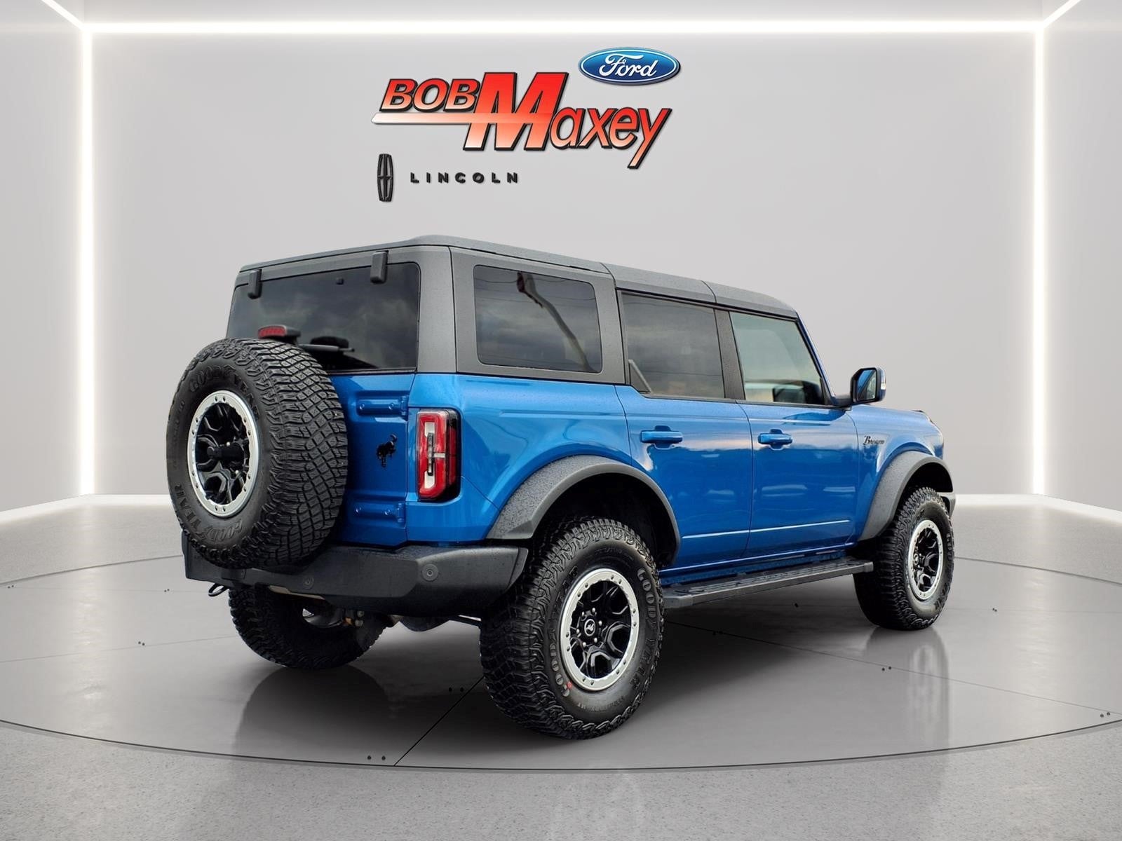 2022 Ford Bronco Base Advanced