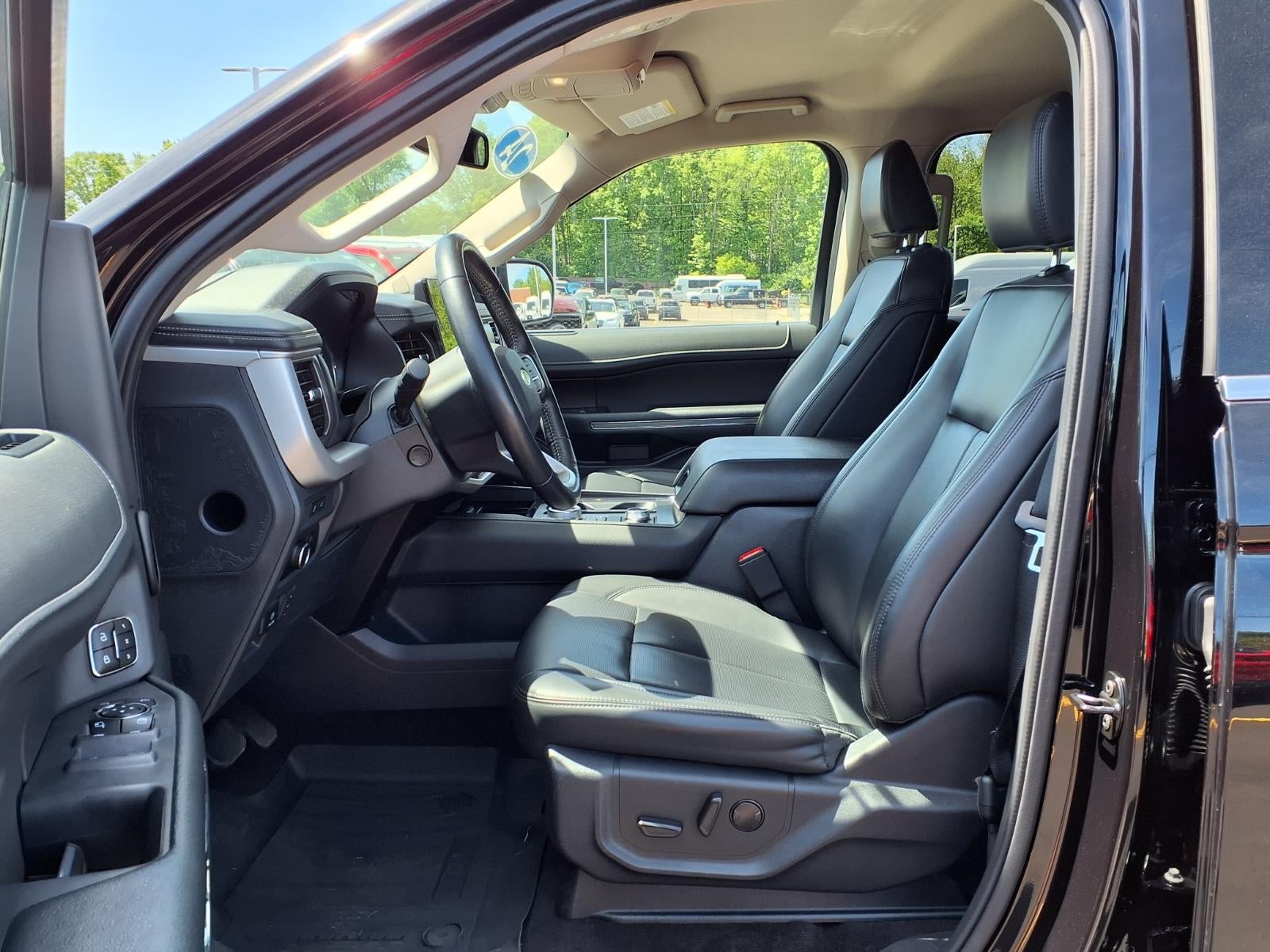 2023 Ford Expedition MAX XLT
