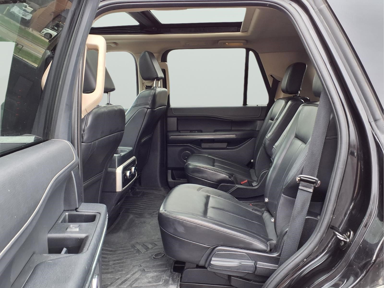 2022 Ford Expedition XLT