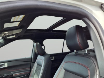 2024 Ford Explorer ST-Line