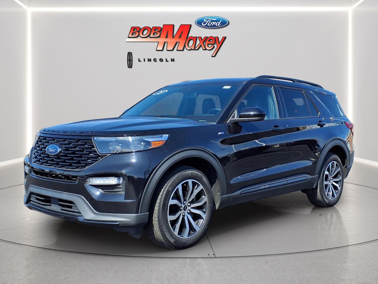 2023 Ford Explorer ST-Line
