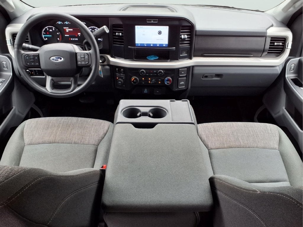 2025 Ford F-350SD XLT DRW