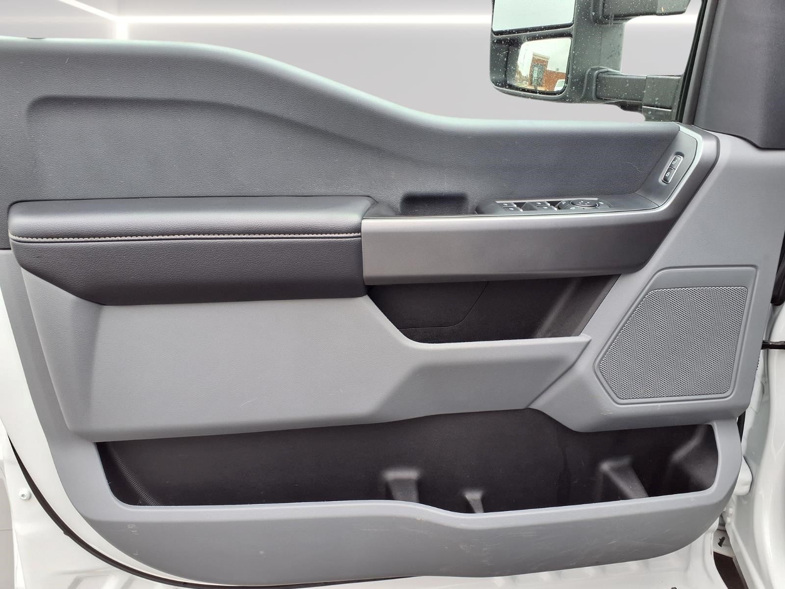 2025 Ford F-350SD XLT DRW
