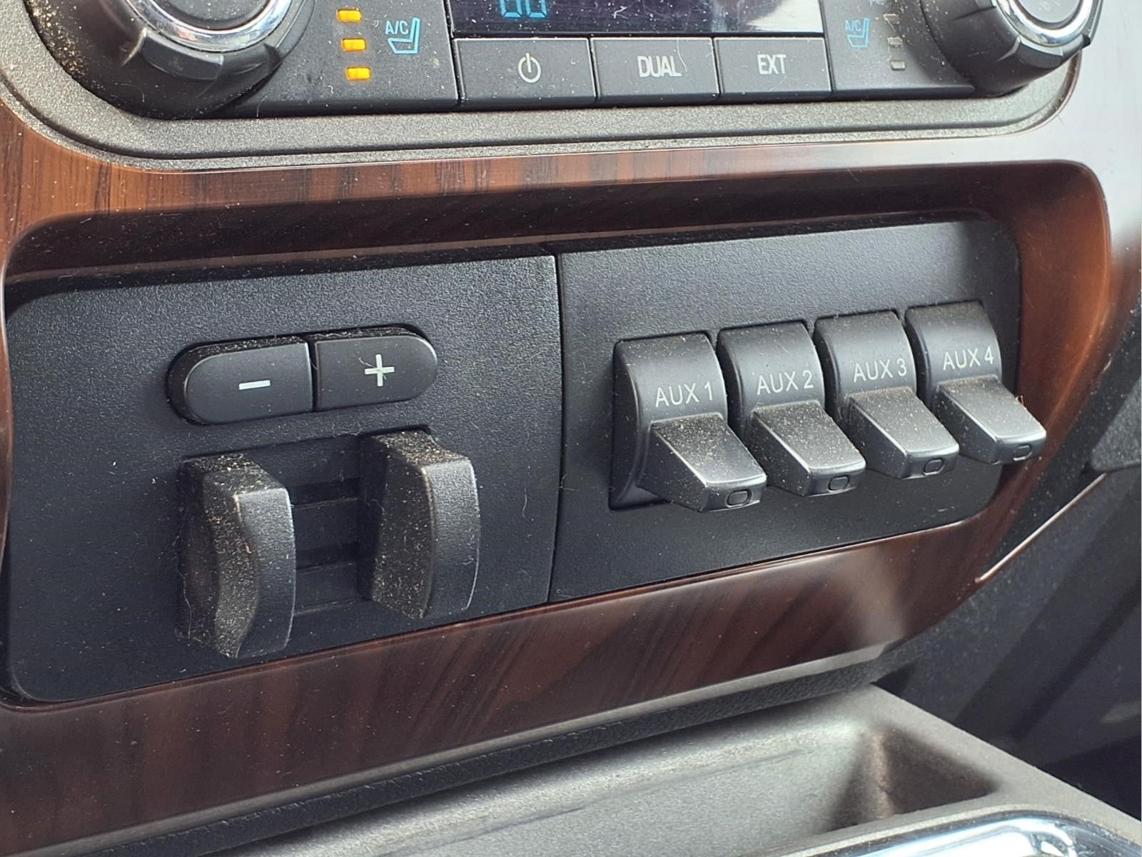 2011 Ford F-450 Super Duty Lariat