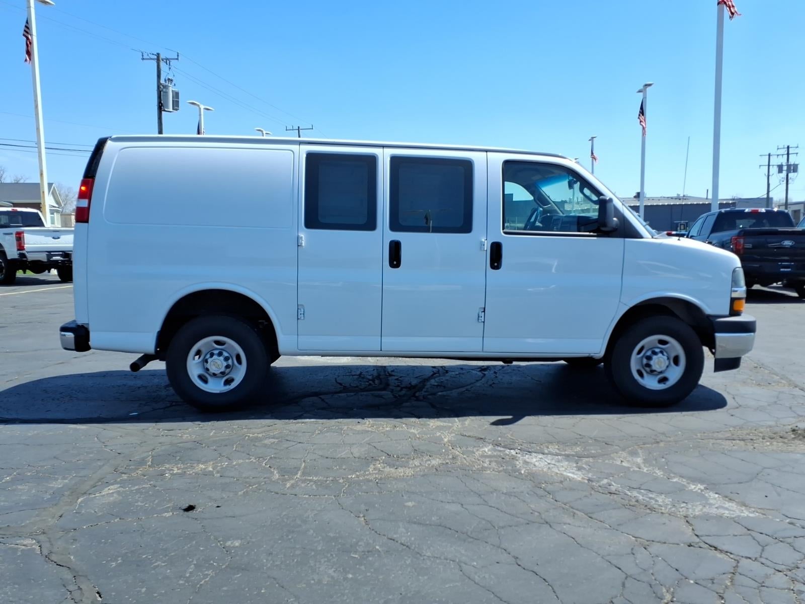 2024 Chevrolet Express 2500