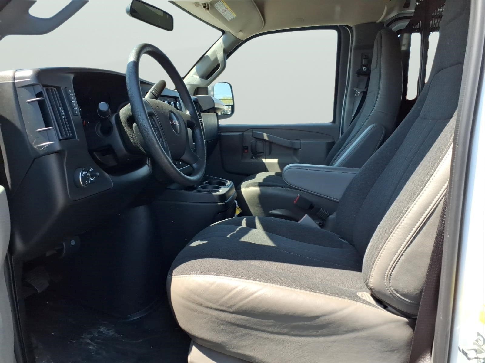 2024 GMC Savana 2500